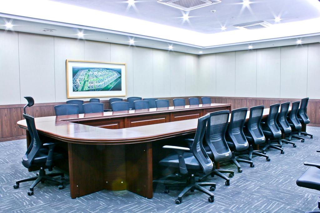 Financial experts collaborating in a meeting room